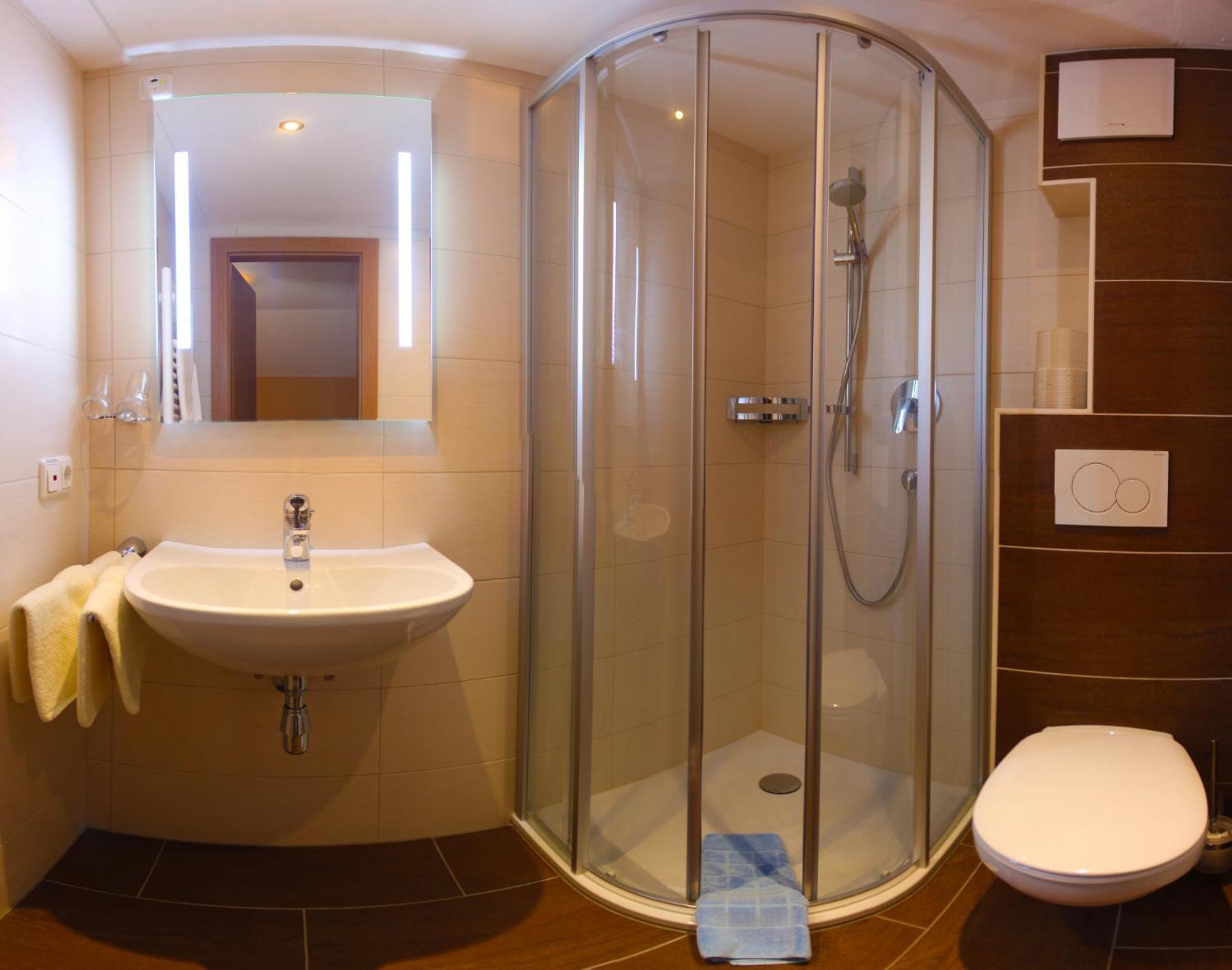 Pension Schweizerhof Waidring Room photo